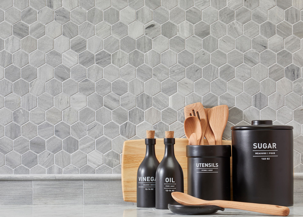 Home design - transitional home design idea in Bridgeport
