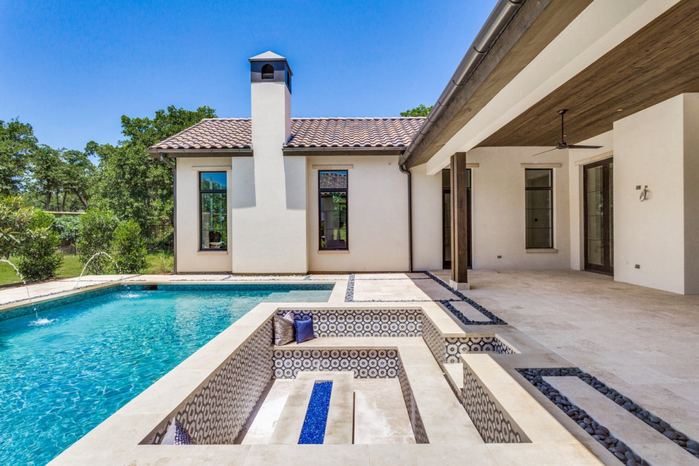 Inspiration for a transitional home design remodel in Austin