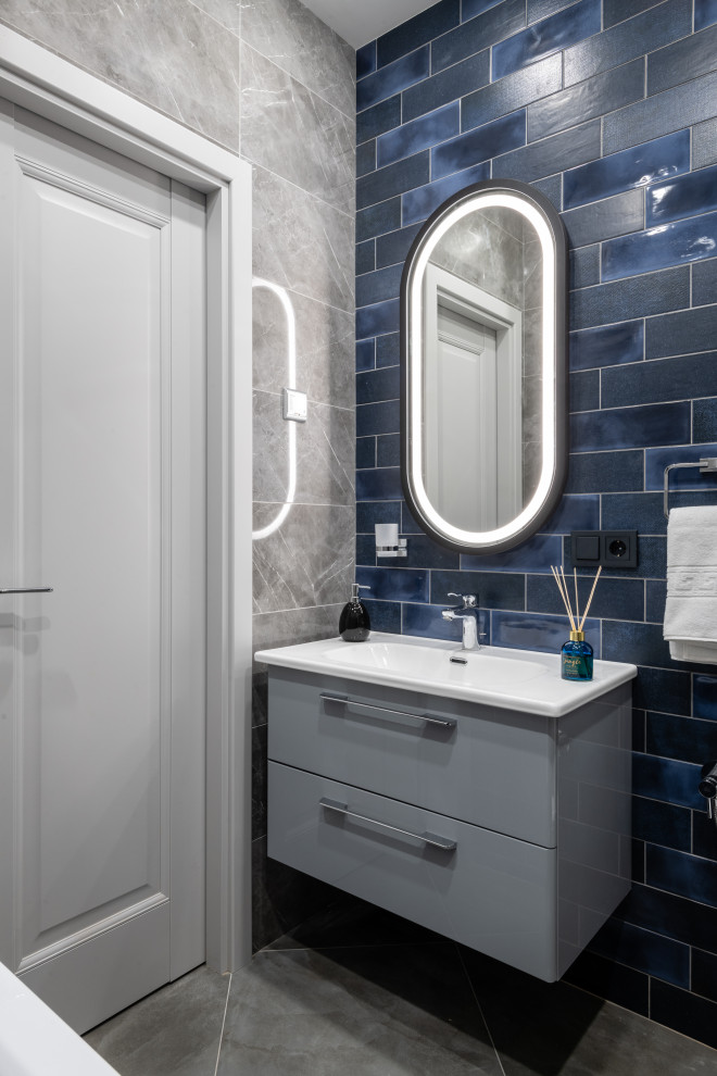 Серый, изумрудный и ягодный