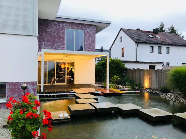 Der Blick aufs Wasser deck