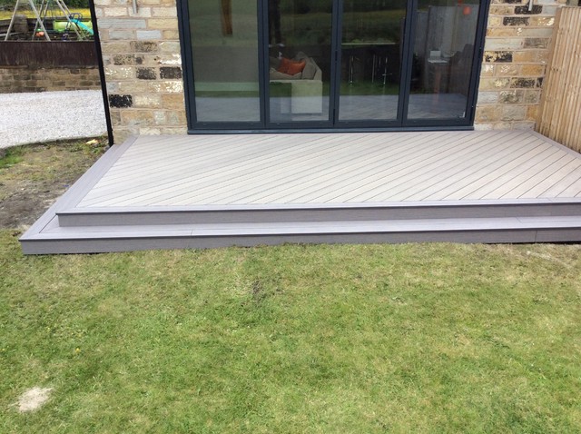 Composite decking modern