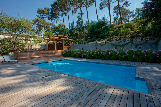 Villa MC contemporary-deck