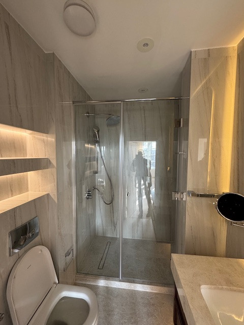 Full refurbishment works of high-end flat (x5 Bedrooms)at high street kensignton