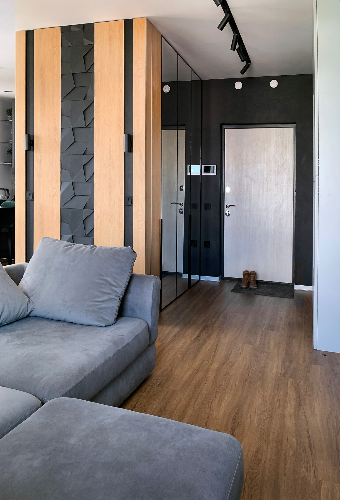 Квартира Легенда Коменданский