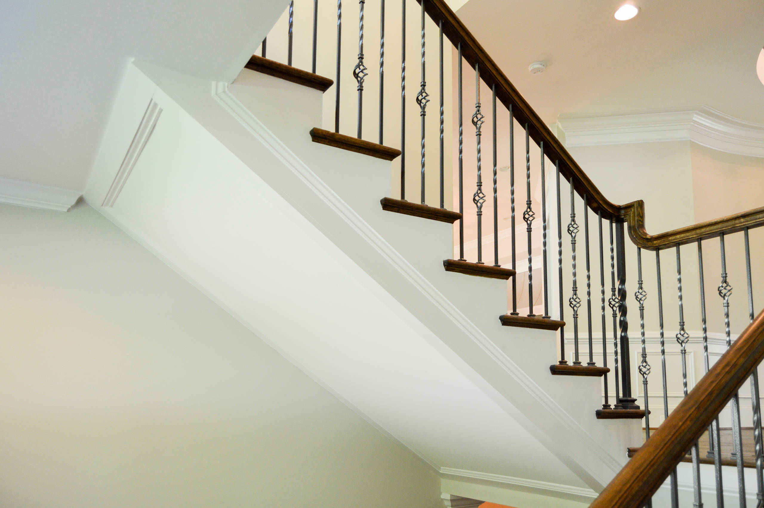38_European Style Circular Balcony and Multi-level Staircase, Middleburg, VA 201