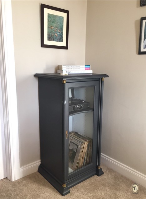 Display Cabinets traditional-family-room