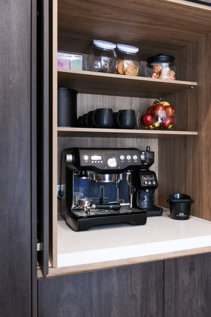 Kitchen Appliance Pantry with LED contemporary-koek