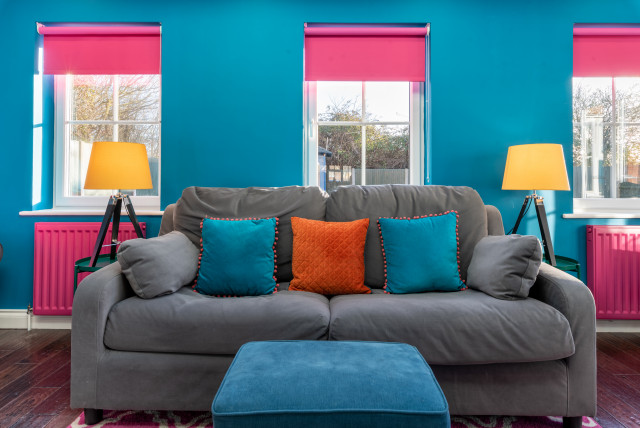 Contemporary Snug Whitstable contemporary-vardagsrum