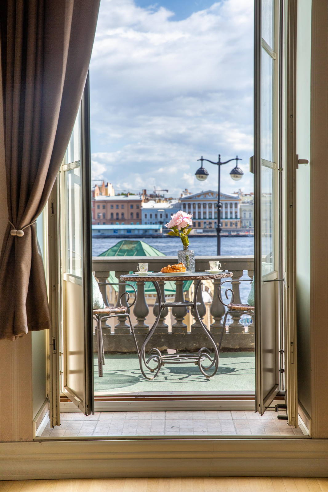 Предпродажная подготовка объекта на набережной Лейтенанта Шмидта