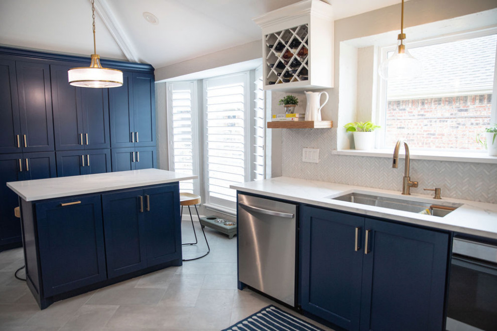 New Kitchen + Laundry
