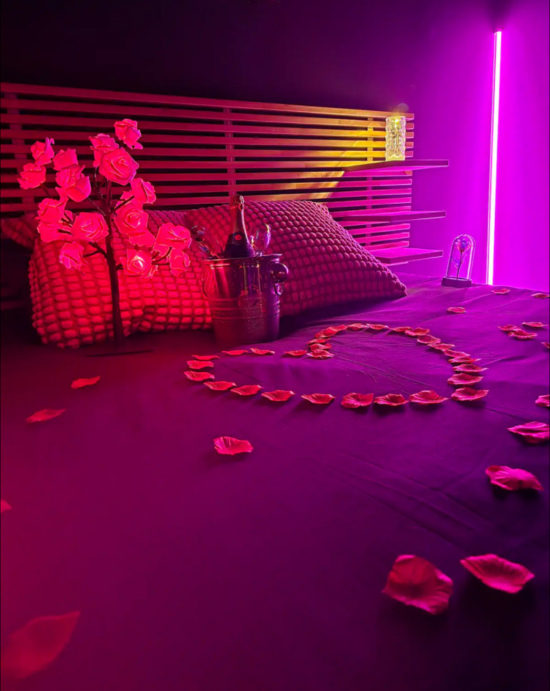 Love room