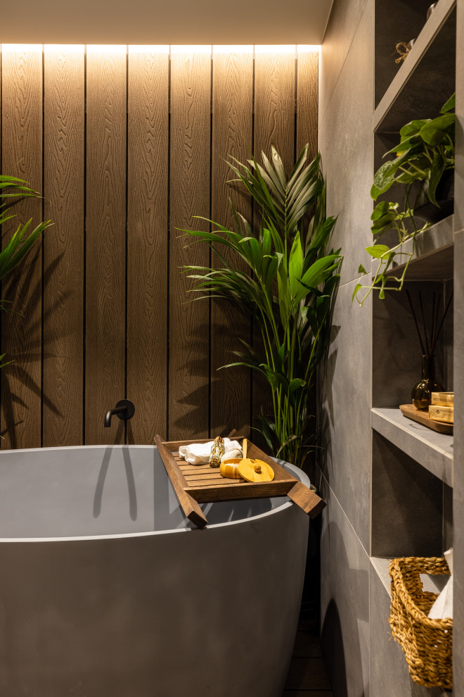 Hankow Center, Hong Kong Bathroom Hong Kong by Liquid Interiors