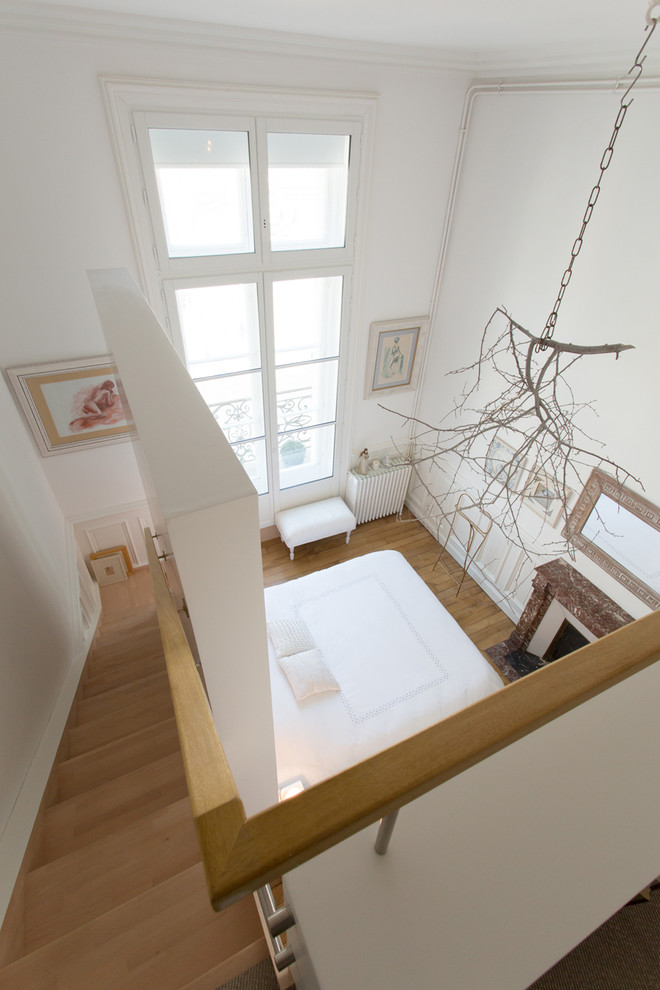 Contemporary bedroom in Rennes.