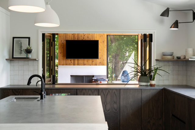 Warm-Modern contemporary-kitchen