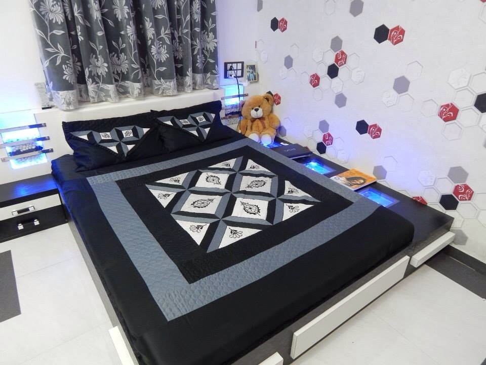 Photo of an Asian bedroom in Kansas City.