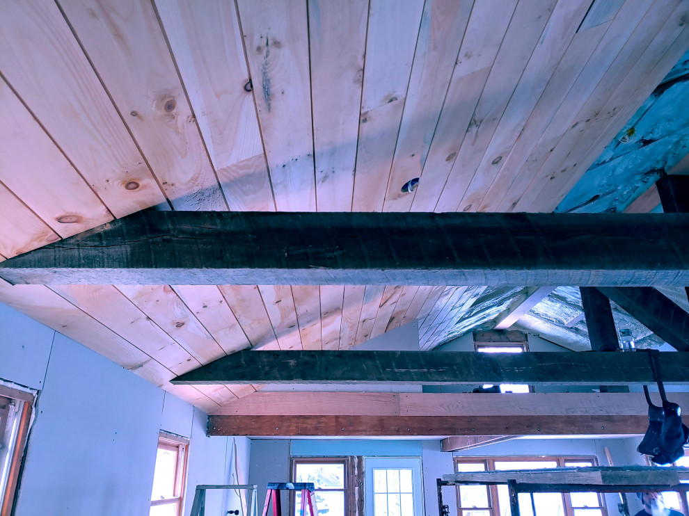 Wood Ceiling and Beams