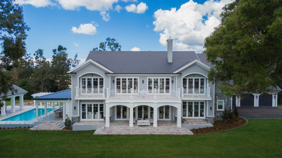 Traditional exterior in Gold Coast - Tweed.