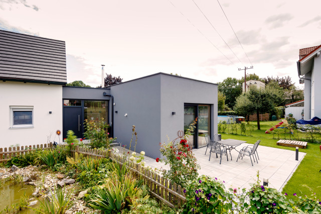 Kubus Eingangsbereich modern-exterior
