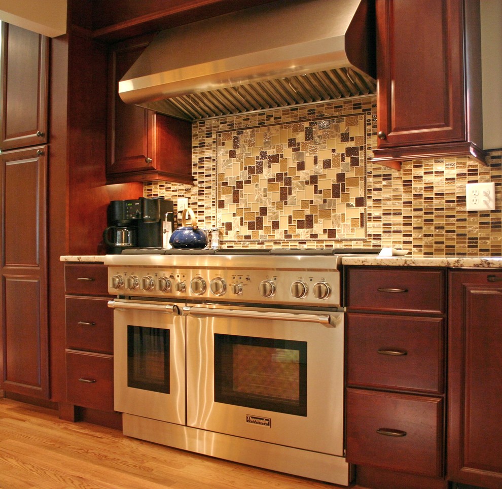 Inspiration for a traditional kitchen in Denver.