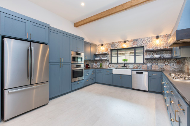 Jay Ave Renovation modern-kueche