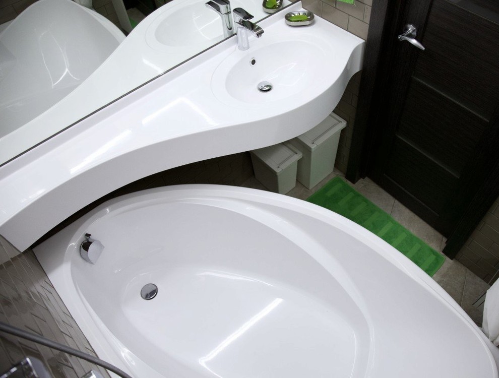 Ванна Грация и раковина Фокус в интерьере