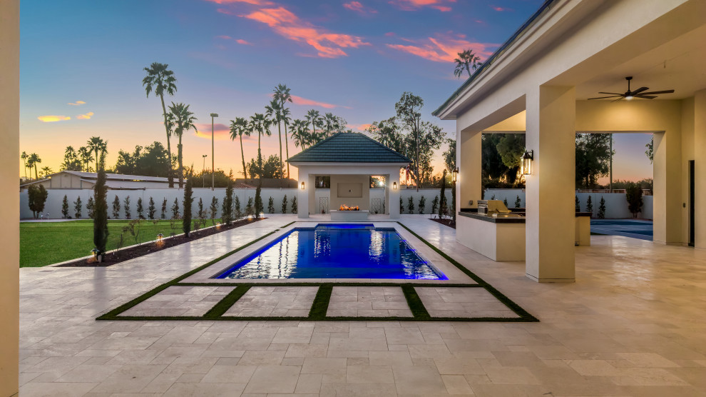 Inspiration for a transitional pool remodel in Phoenix