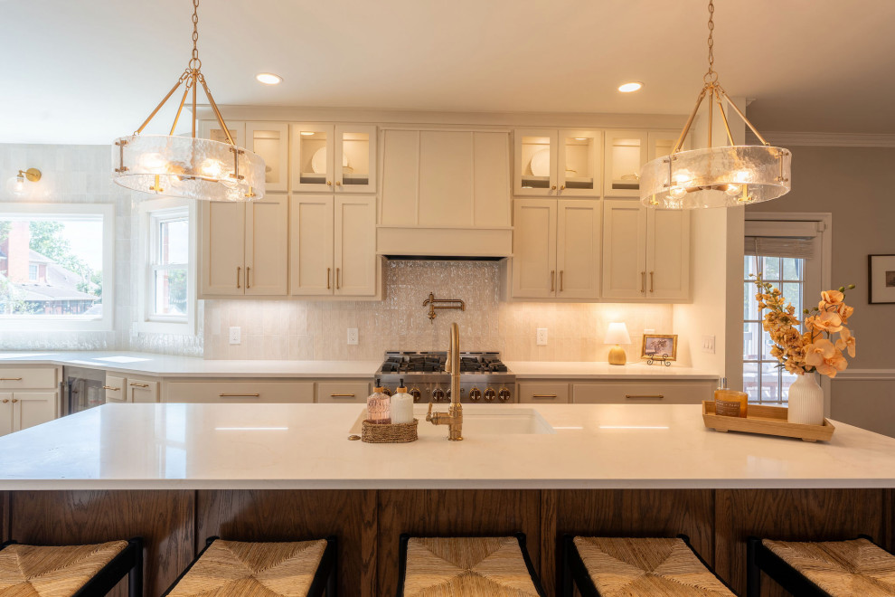 Contemporary Indian Lake Kitchen
