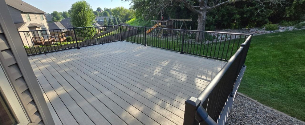 Deck 20x16
