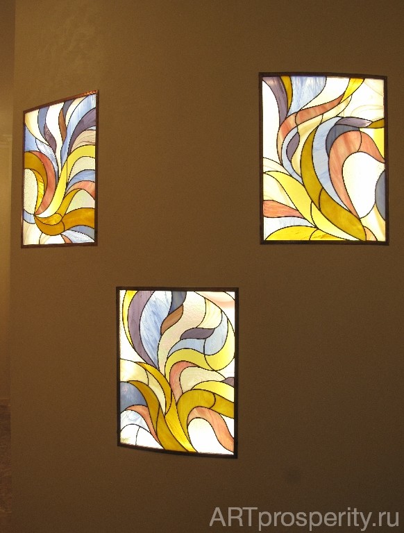 Витраж в прихожей