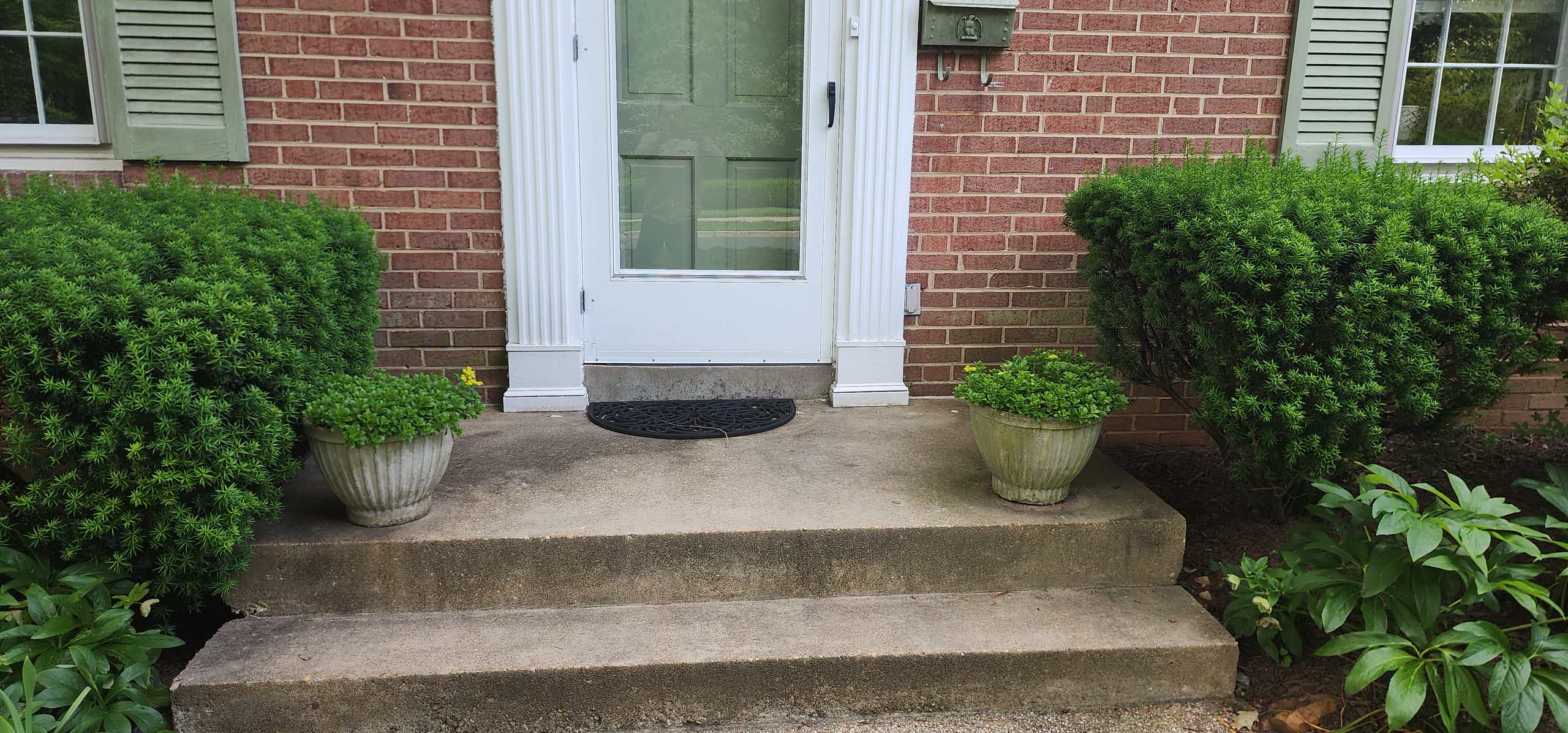 Guardrail Curved Antique