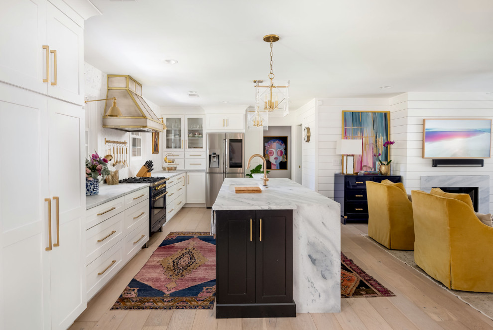 Inspiration for a country kitchen remodel in Charleston