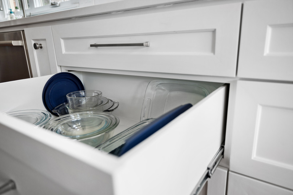 Rutgers - Clean and Modern Kitchen
