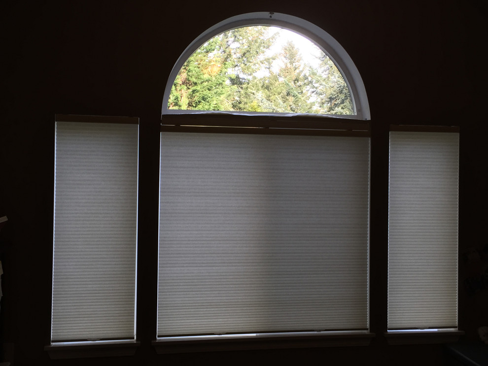  Cellular & Shades Transitional Home Office Seattle
