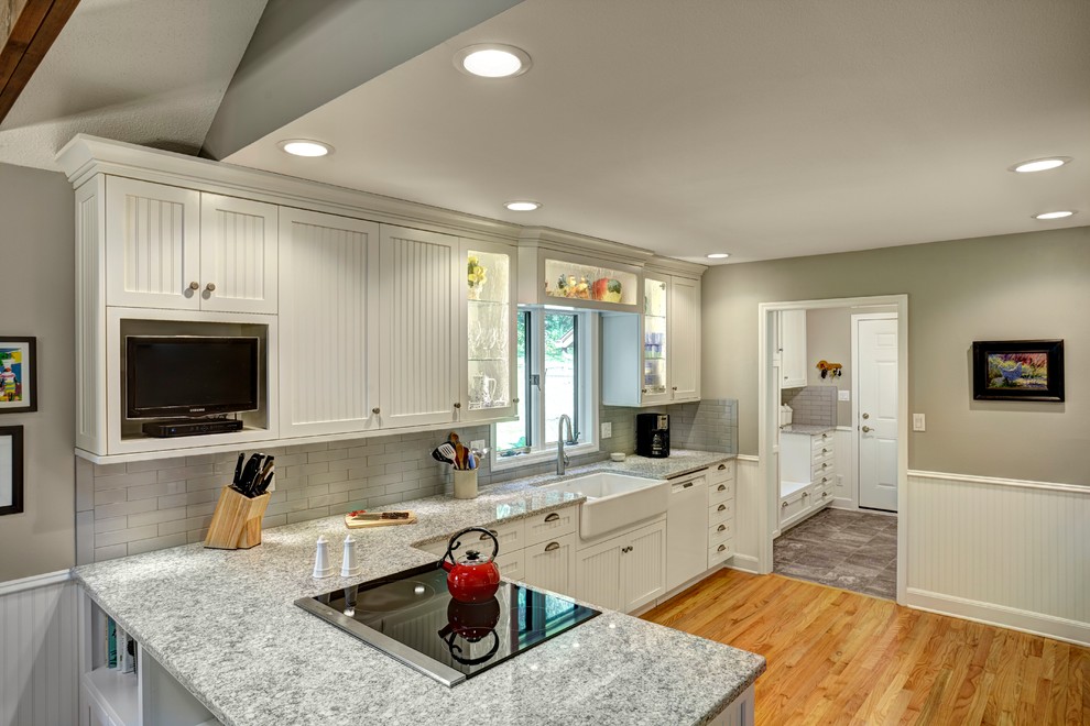 Inspiration for a transitional kitchen remodel in Cedar Rapids