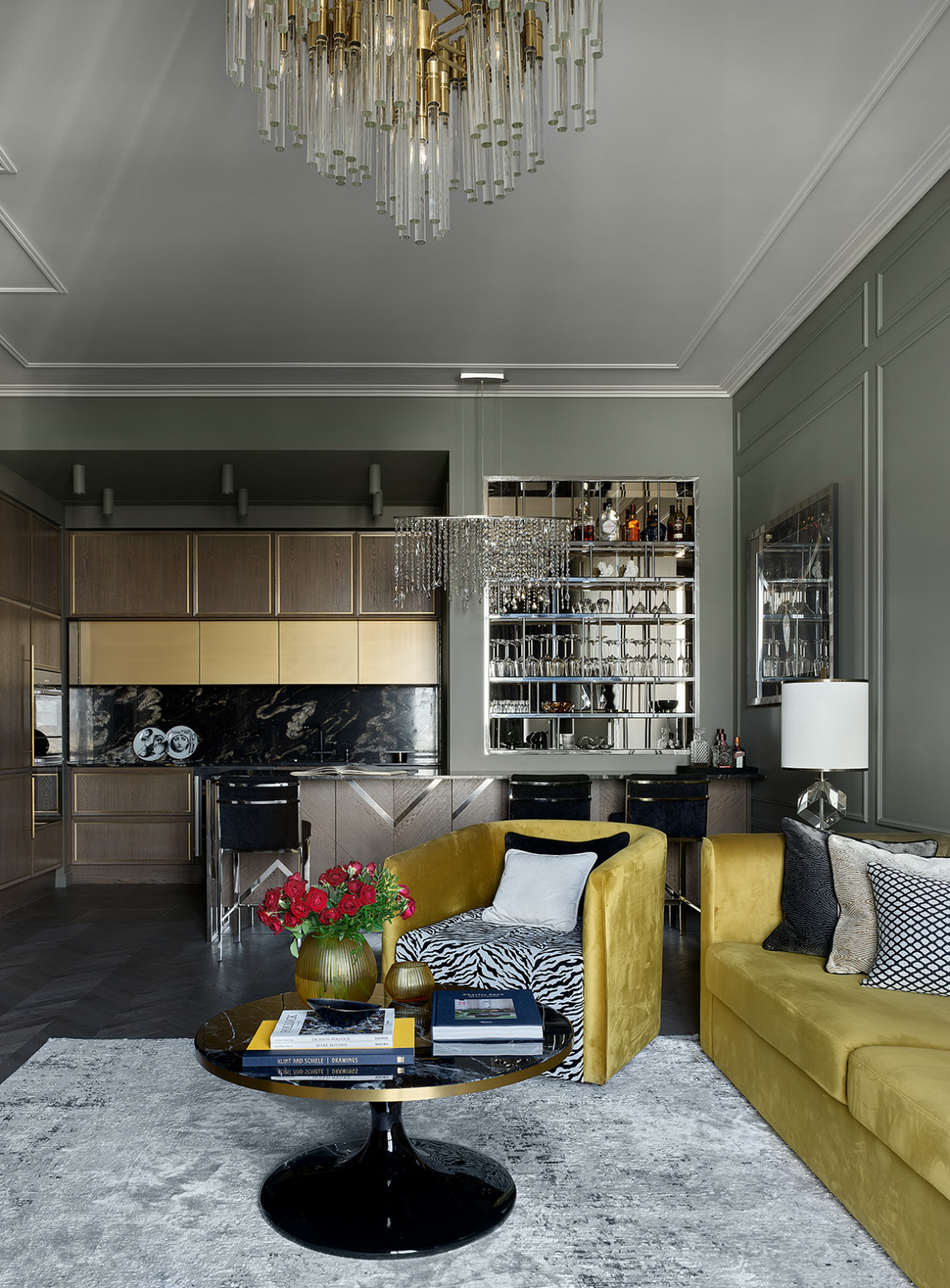 Дом на Мосфильмовской