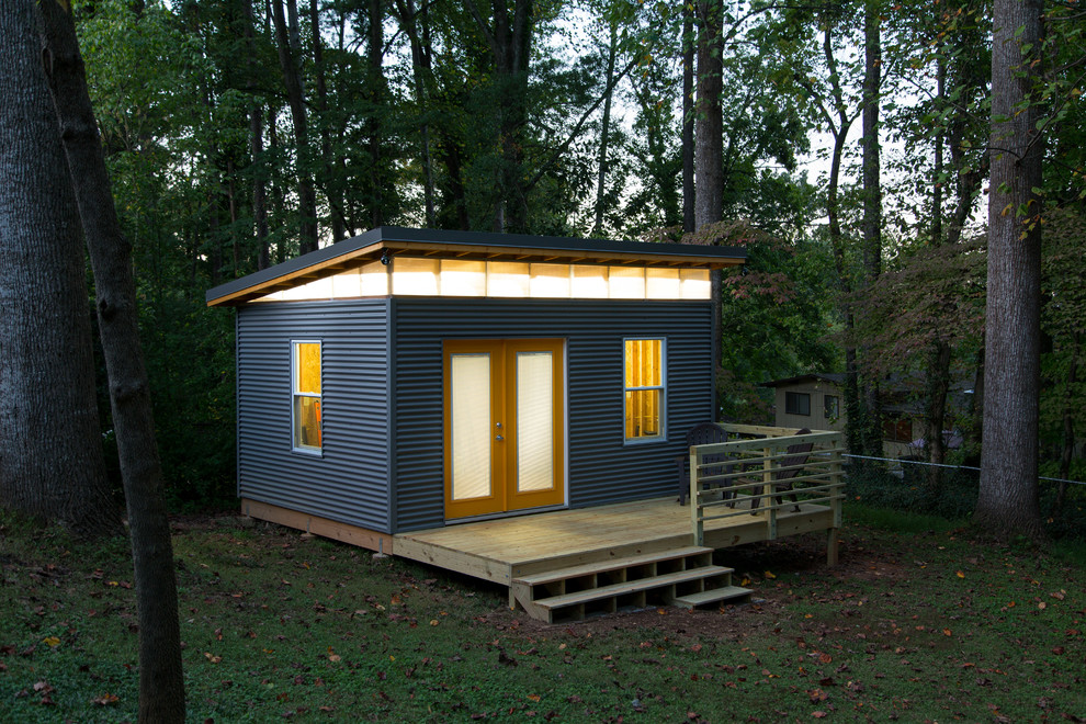 Design ideas for a modern shed and granny flat in Atlanta.