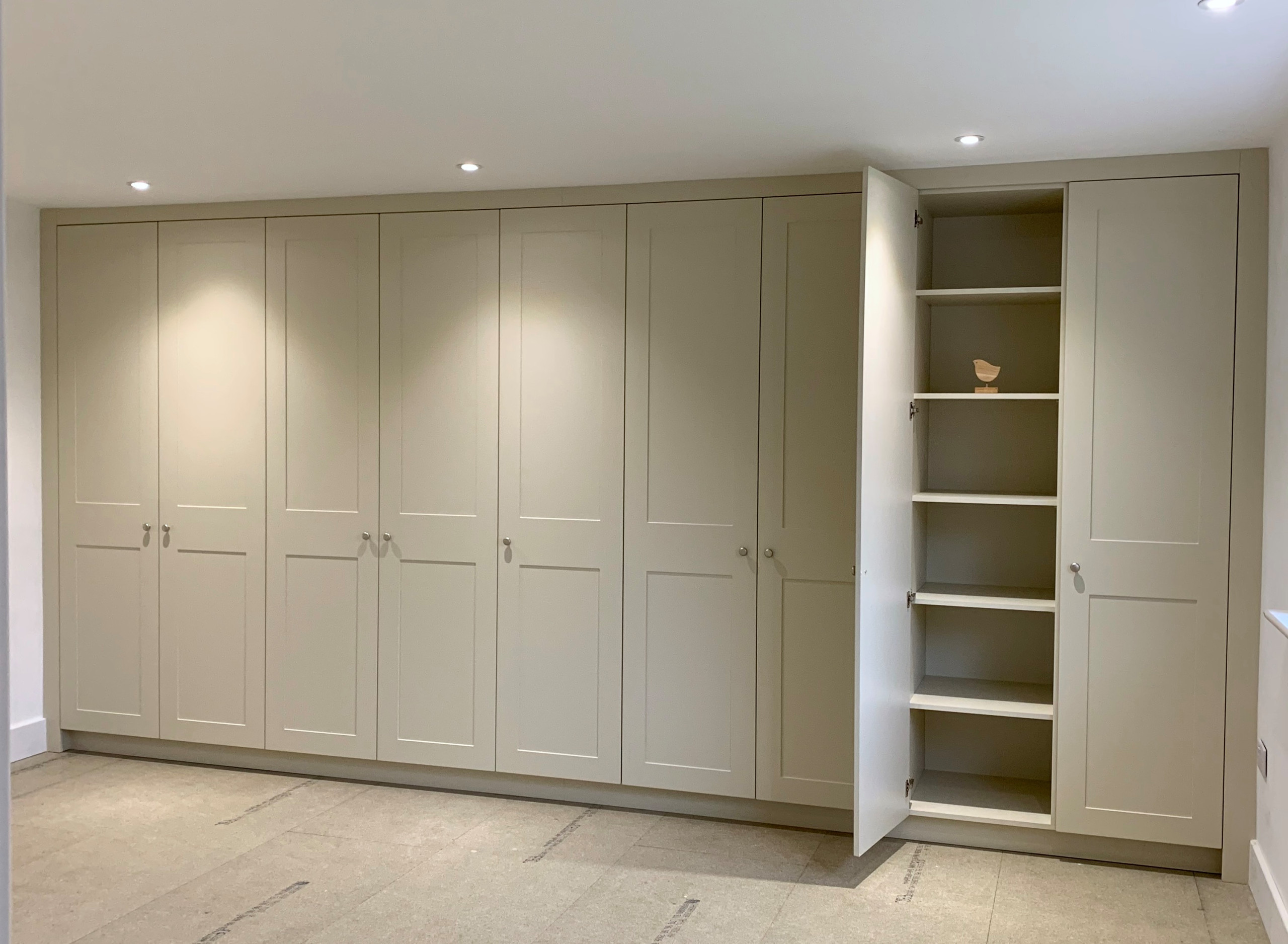 Bespoke Fitted Wardrobes in 'Mussell' Colour