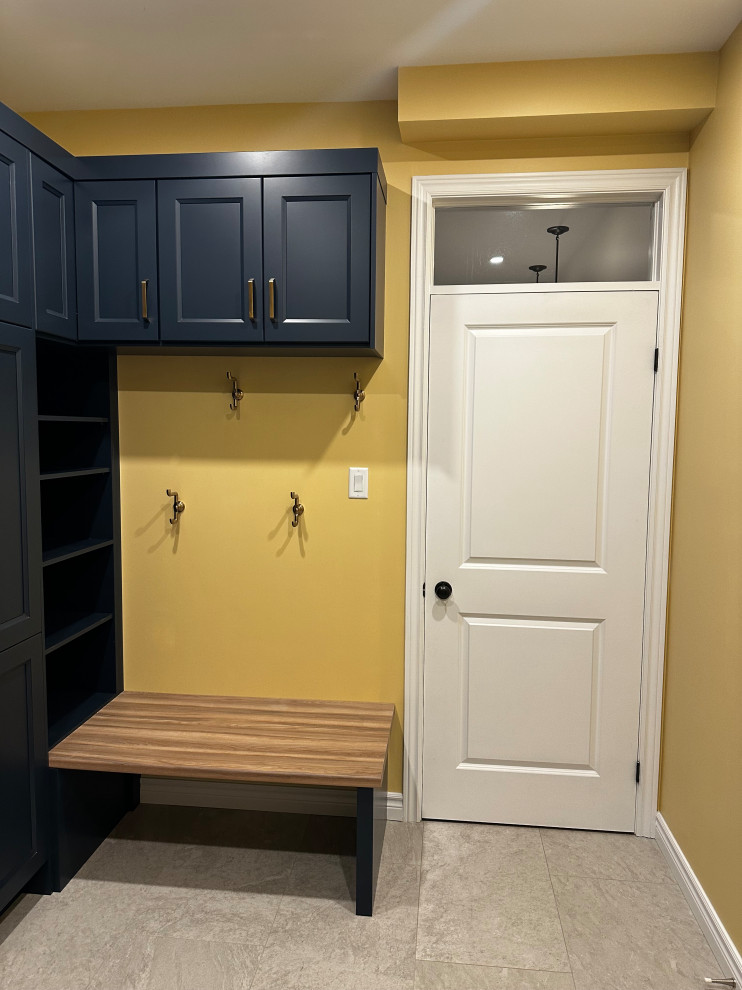 Elderberry Ave - Mudroom