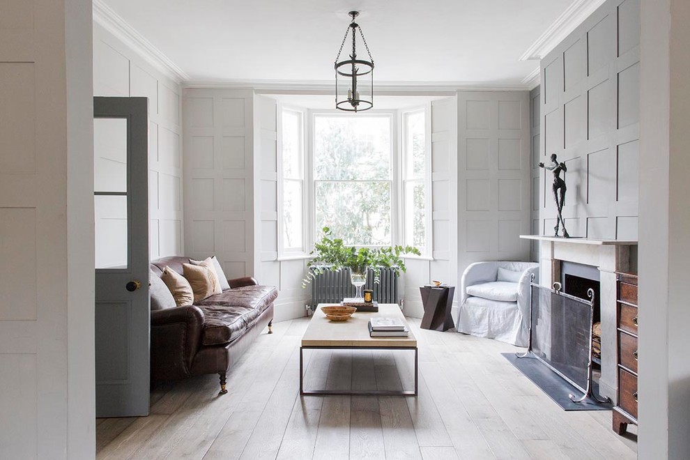 Inspiration for a shabby-chic style home in London.