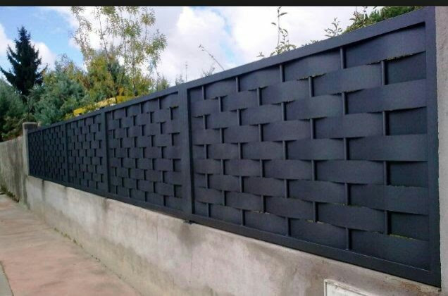 EXTERIOR FENCE