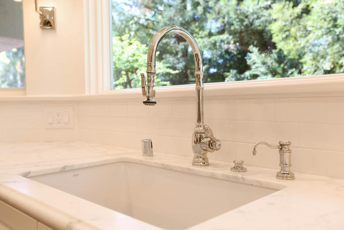 Transitional White Kitchen