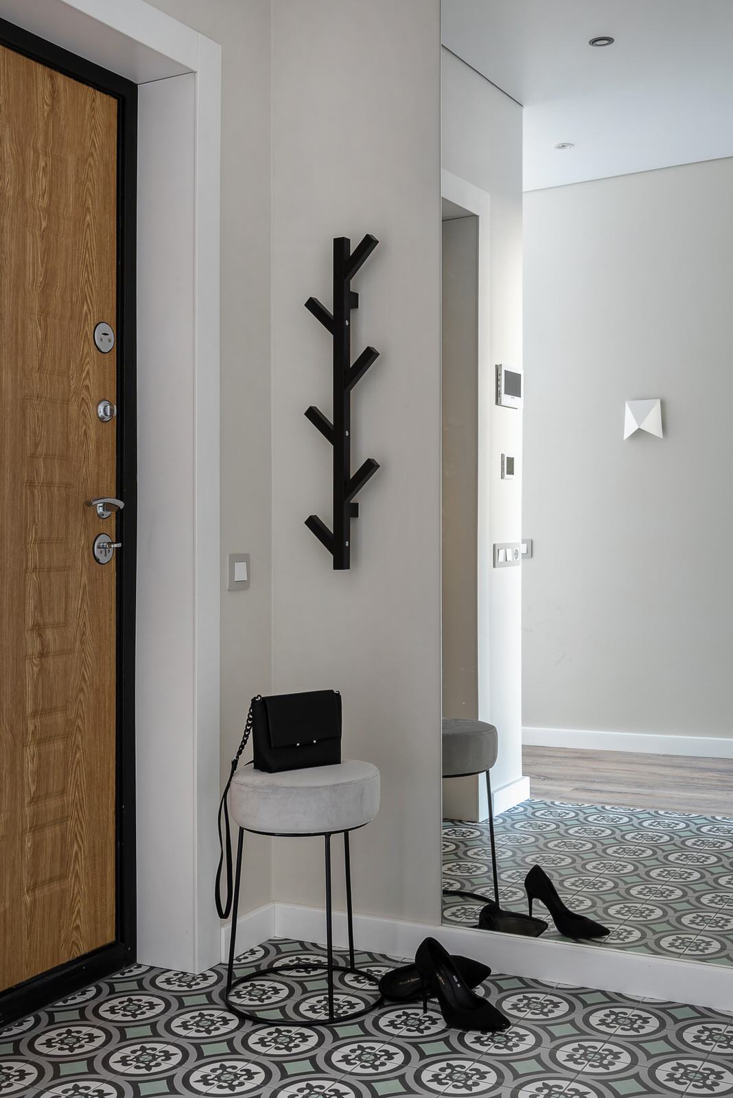 Квартира для молодой девушки