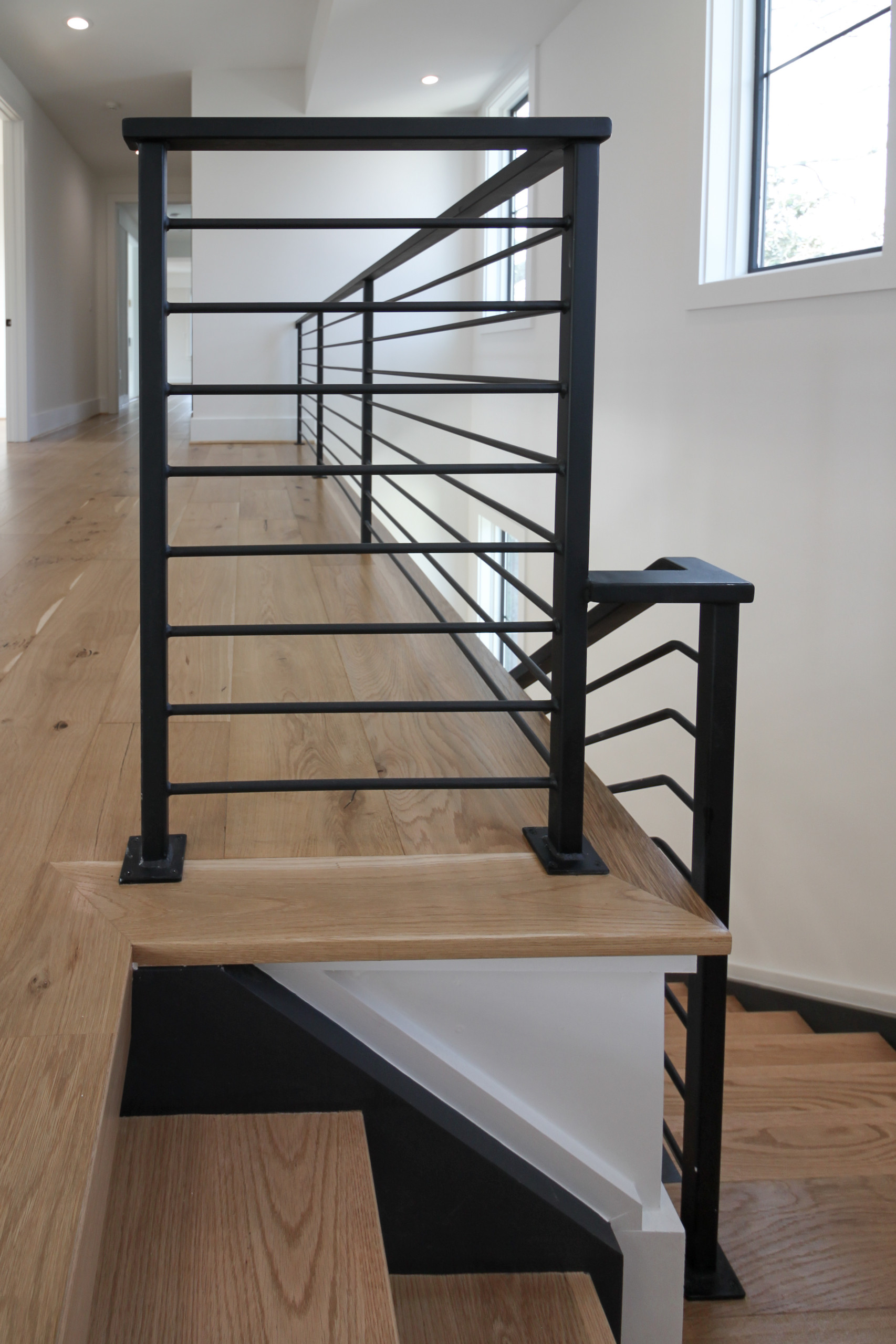 85_Sleek Three-Quarter Turn Multilevel-Staircase, McLean VA 22101