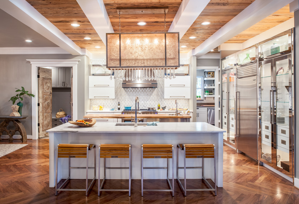 Example of a transitional kitchen design in Houston
