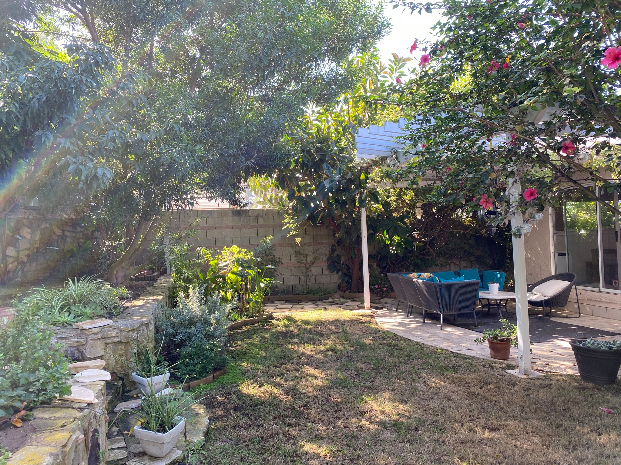 Torrance, CA - Hollywood Riviera Earthy Eclectic