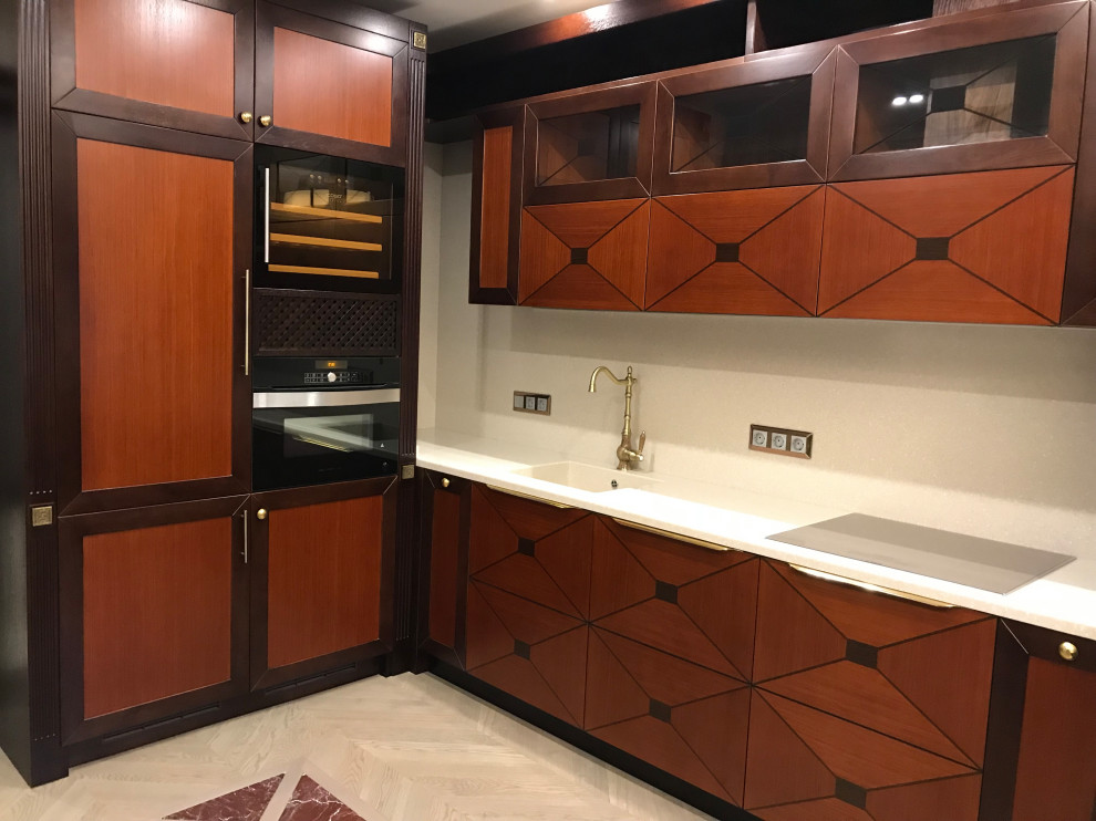 Апартаменты над рекой.