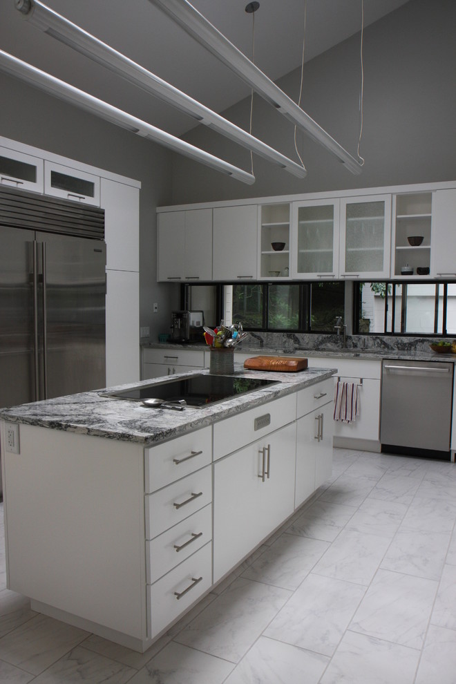 Mid-sized contemporary l-shaped separate kitchen in New York with an undermount sink, open cabinets, white cabinets, marble benchtops, grey splashback, marble splashback, stainless steel appliances, marble floors, with island and white floor.