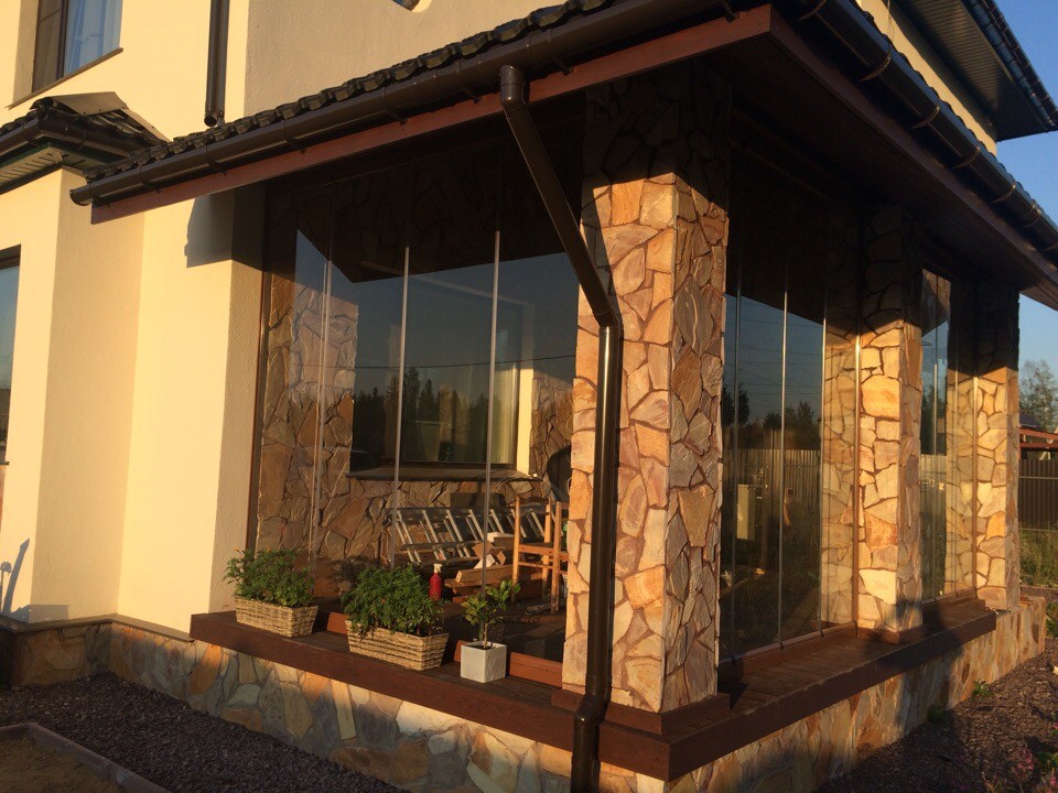 Безрамное остекление террасы (Сертолово)