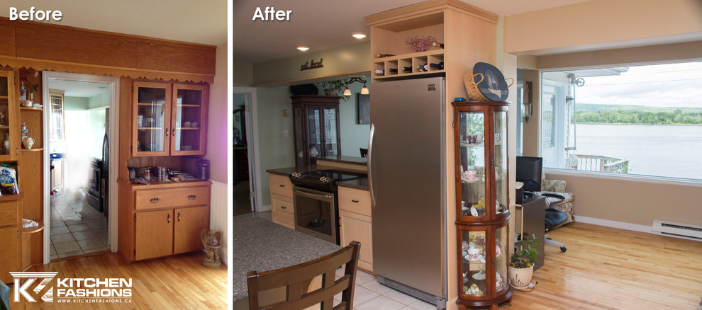Large trendy u-shaped porcelain tile eat-in kitchen photo with an undermount sink, raised-panel cabinets, light wood cabinets, quartzite countertops, multicolored backsplash, porcelain backsplash, stainless steel appliances and a peninsula