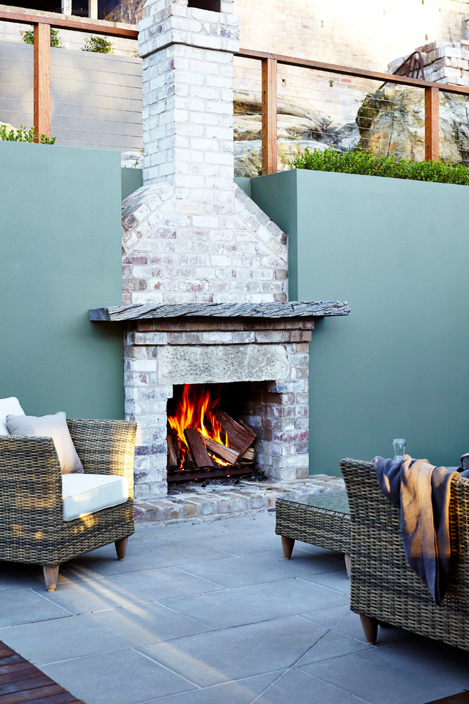 Inspiration for a mid-sized transitional patio in Sydney.